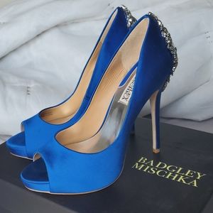 Badgley Mischka beaded peeptoe pump
